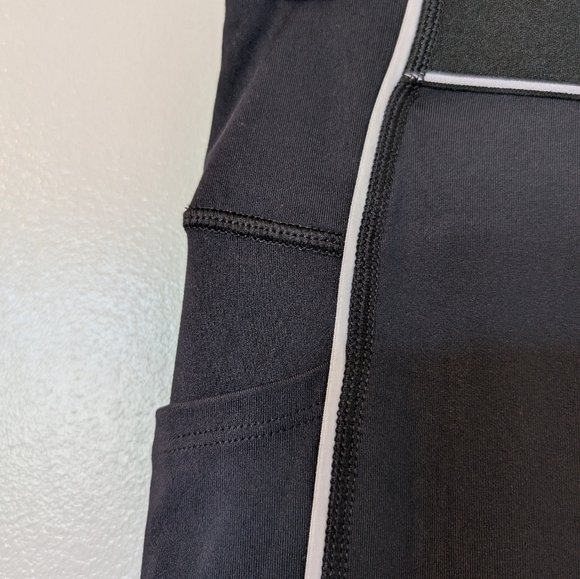 Victoria Secret leggings, size L - Picture 3 of 3